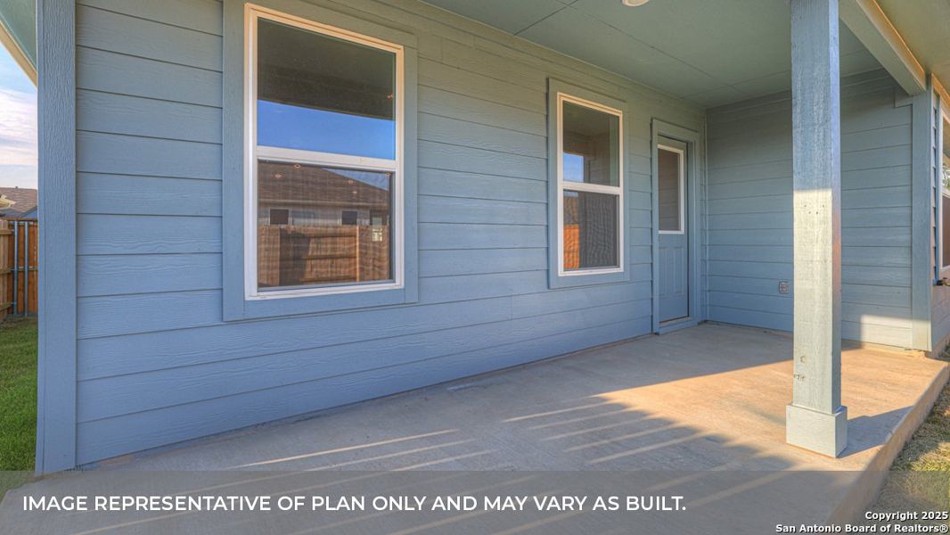 Exterior details and patio area of a home in Trace, San Marcos (Image 16).