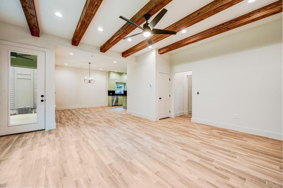 Spacious, unfurnished interior of a new home in , Wimberley (Image 21).
