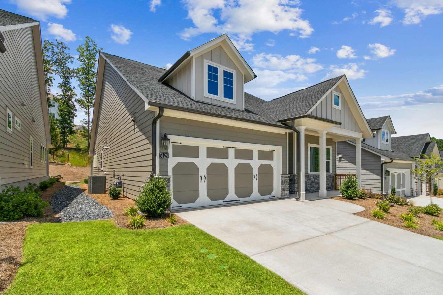 The Ravenwood II - Front Exterior