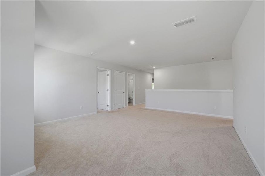 Spacious, unfurnished interior of a new home in , Covington (Image 21). Spacious, unfurnished interior of a new home in , Covington (Image 21).