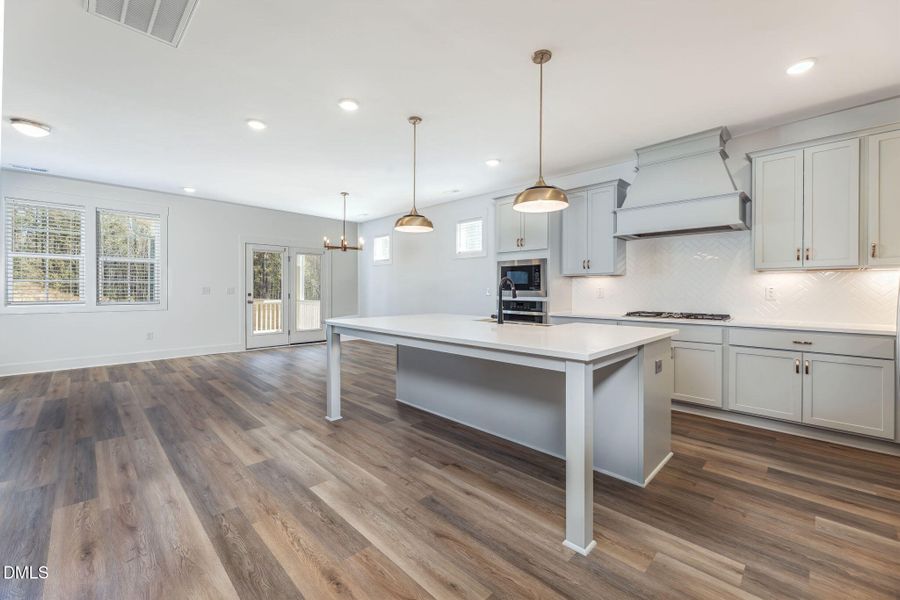 30-web-or-mls-8Y3A9104-Edit-2