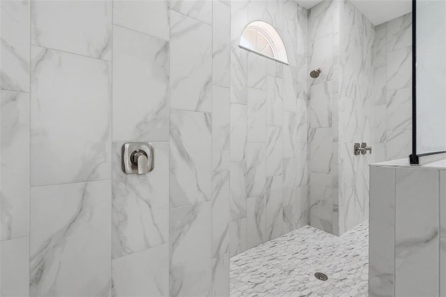 Close-up of interior finishes inside a home in , Hernando (Image 20).