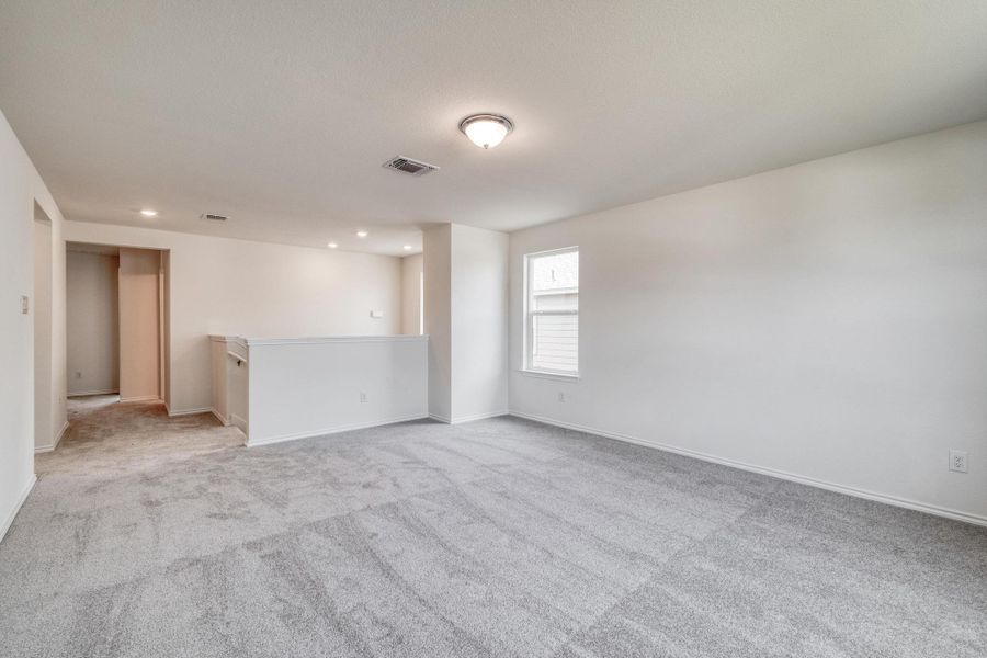 Spacious, unfurnished interior of a new home in Sonterra - Cool Water, Jarrell (Image 22).