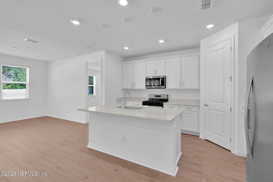 Furnished interior view inside a new home in Double Branch, Middleburg (Image 11).