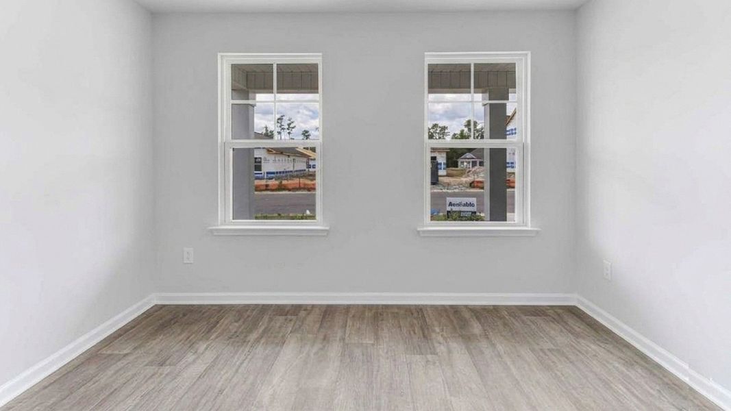 Spacious, unfurnished interior of a new home in Halls Landing, Bolivia (Image 17).