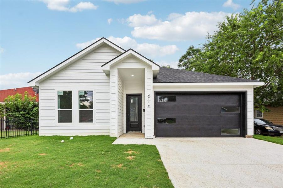 Front exterior of a new home in , Fort Worth, TX, highlighting curb appeal (Image 19).