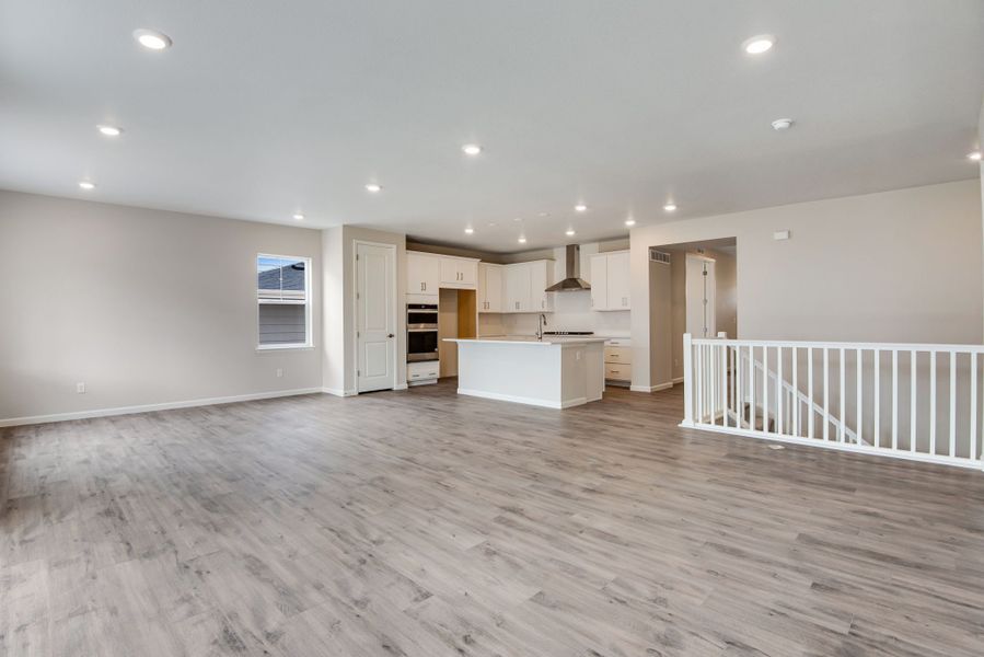 Spacious, unfurnished interior of a new home in The Aurora Highlands, Aurora (Image 17).