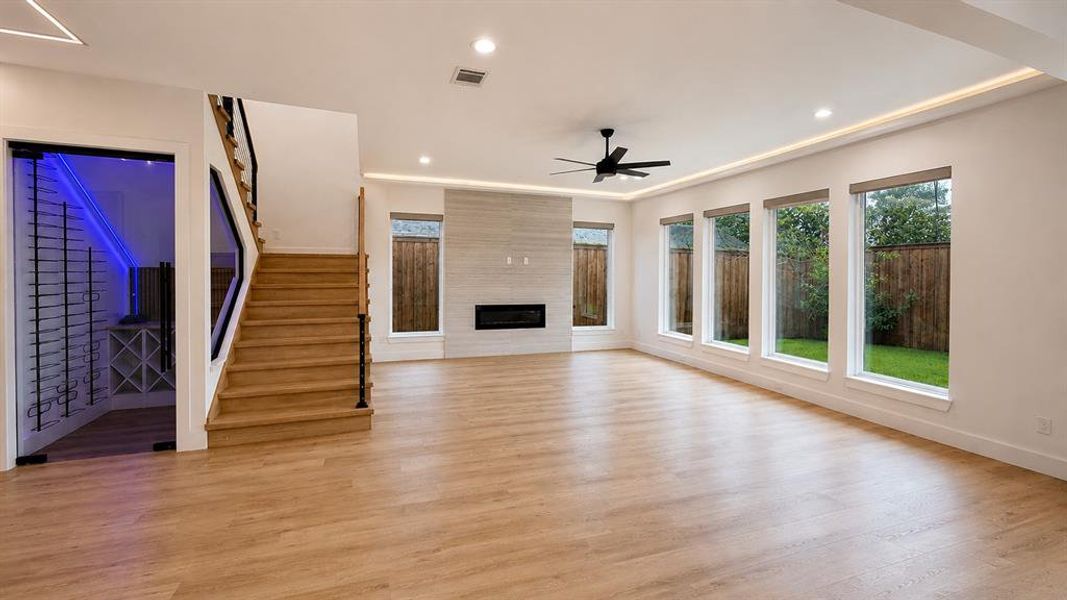 Spacious, unfurnished interior of a new home in , Dallas (Image 31).