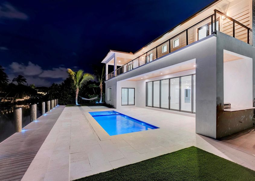 Exterior details and patio area of a home in , Delray Beach (Image 4).