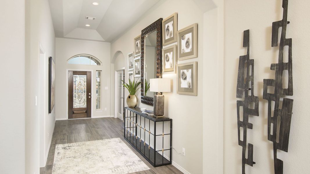 Representative furnished interior of a home built from the 2529W by Perry Homes in Santa Rita Ranch - Eldorado, Liberty Hill (Image 36). Representative furnished interior of a home built from the 2529W by Perry Homes in Santa Rita Ranch - Eldorado, Liberty Hill (Image 36).