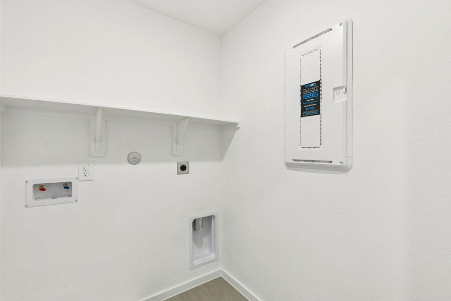 Spacious, unfurnished interior of a new home in Windcress, Baytown (Image 29).