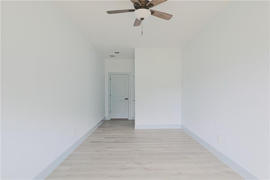 Spacious, unfurnished interior of a new home in , Maysville (Image 28).