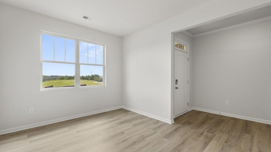 Spacious, unfurnished interior of a new home in Liberty Crossing, Braselton (Image 24).
