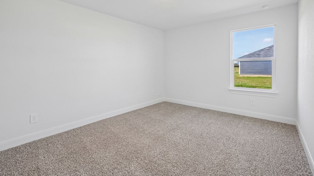 Spacious, unfurnished interior of a new home in Railhead, Cedar Creek (Image 28).