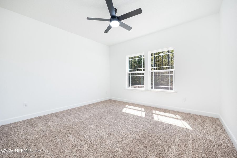 Spacious, unfurnished interior of a new home in , Palatka (Image 12).