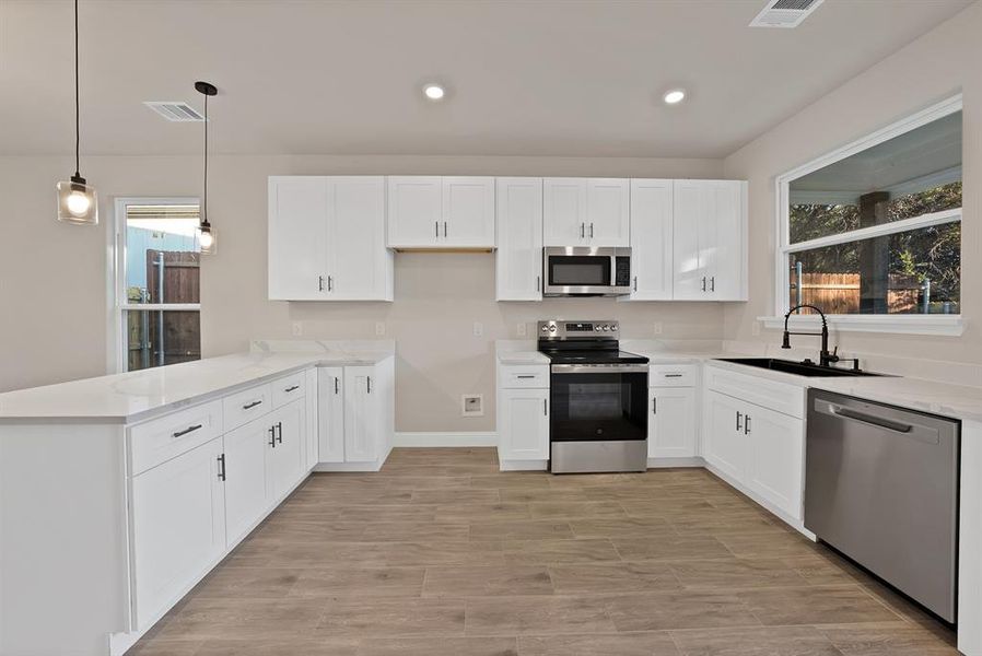Furnished interior view inside a new home in , Granbury (Image 8).