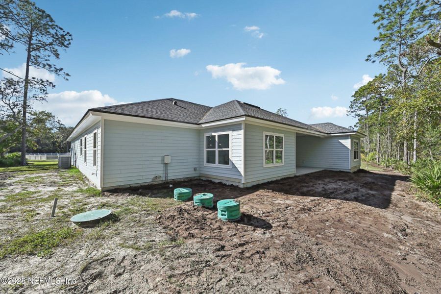 Exterior details and patio area of a home in , Fernandina Beach (Image 20).