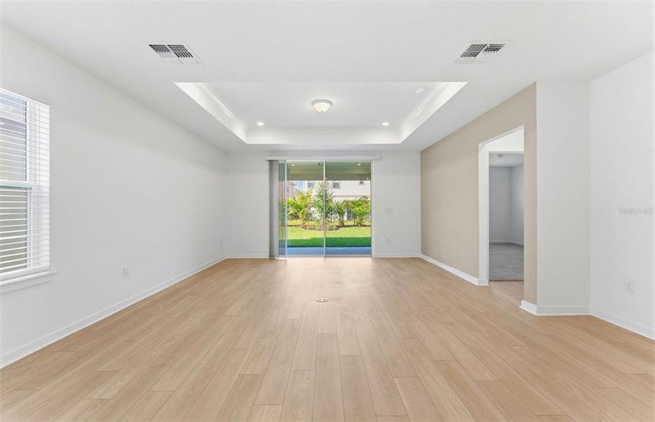Spacious, unfurnished interior of a new home in Waterset, Apollo Beach (Image 21). Spacious, unfurnished interior of a new home in Waterset, Apollo Beach (Image 21).