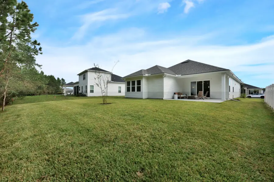Representative exterior details of a home built from the Eliza by Riverside Homes in Sagebrush at EverRange, Jacksonville (Image 39).