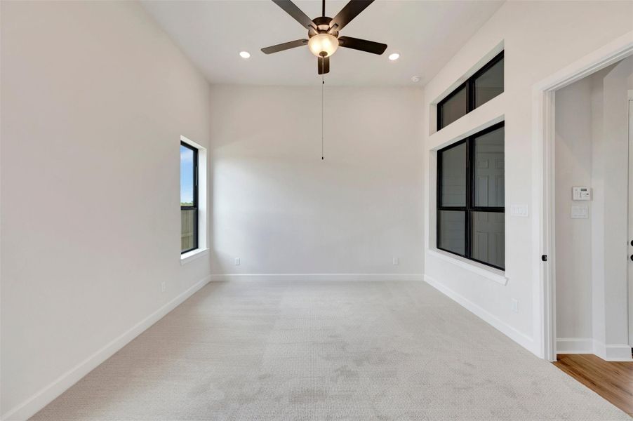 Spacious, unfurnished interior of a new home in Sienna - Landmark Row Collection, Missouri City (Image 17).