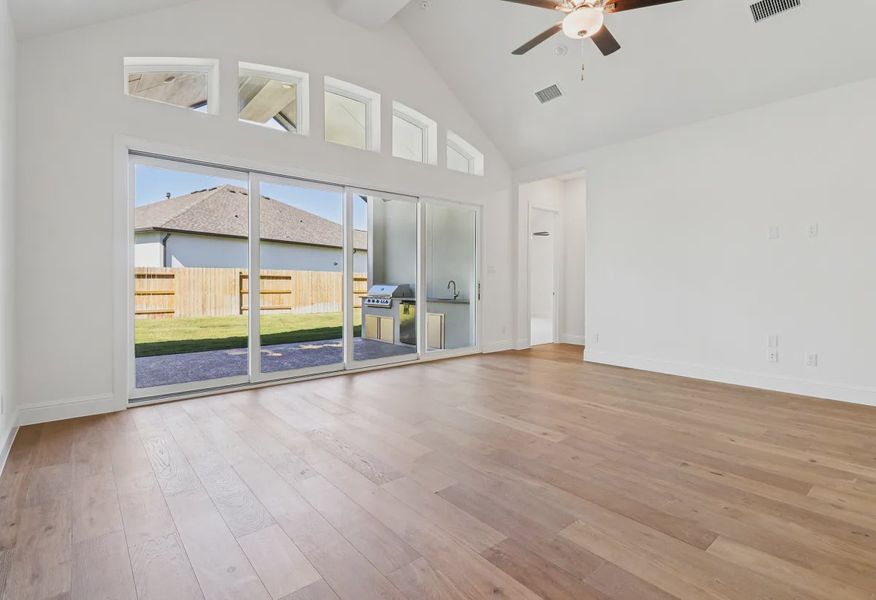 Plan 6029 great room - 7 of 20