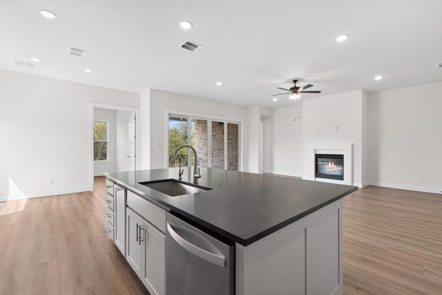 Furnished interior view inside a new home in Double Eagle Ranch, Cedar Creek (Image 9). Furnished interior view inside a new home in Double Eagle Ranch, Cedar Creek (Image 9).