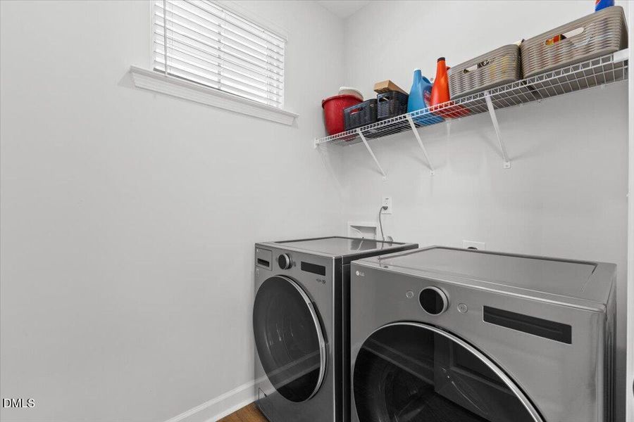 20-33 Pear Blossom Pkwy