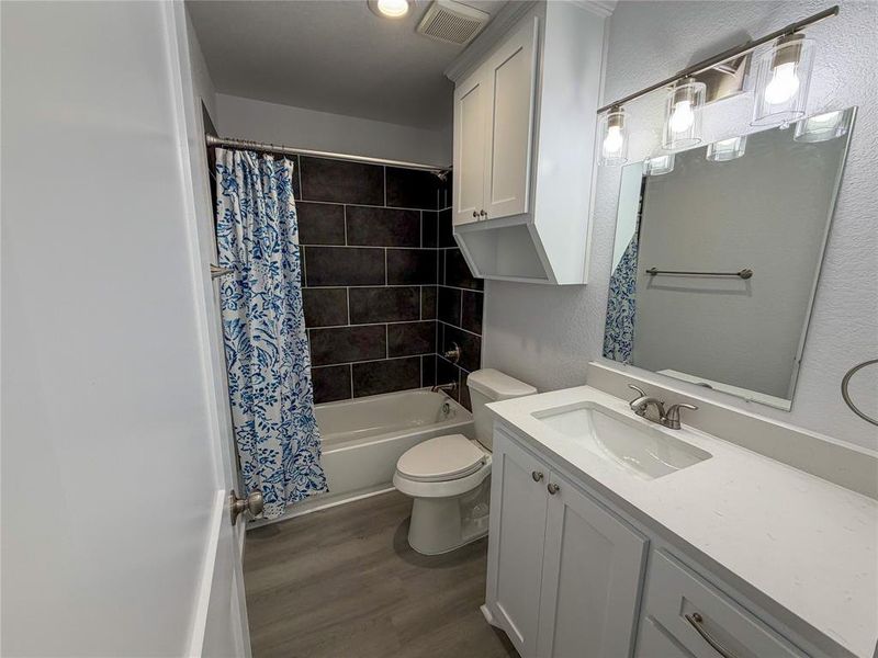 Furnished interior view inside a new home in , Waco (Image 5).