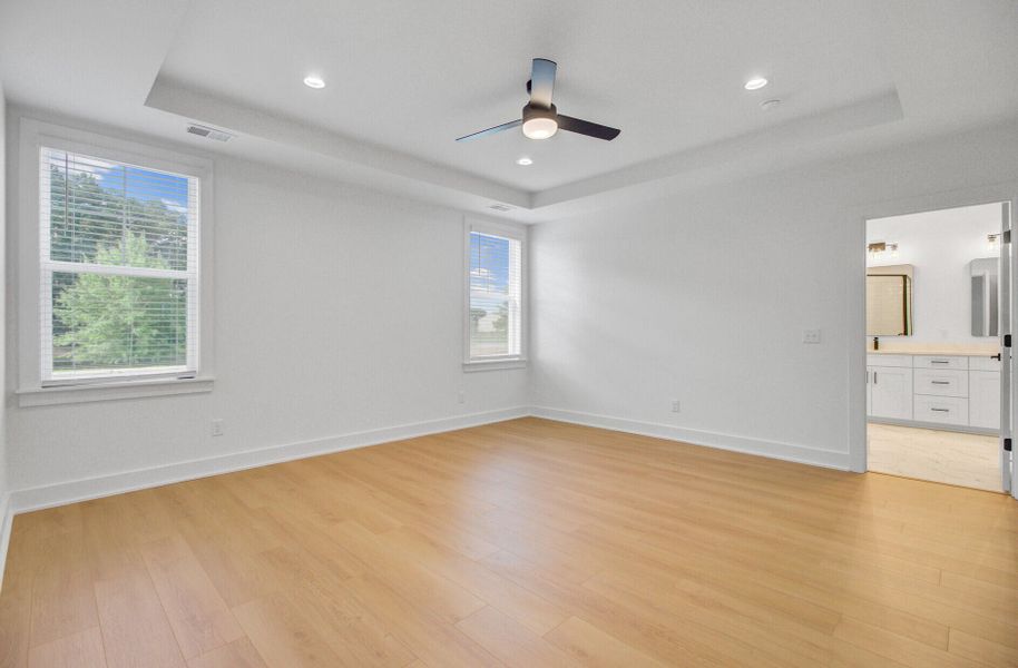 Spacious, unfurnished interior of a new home in , Summerville (Image 50).