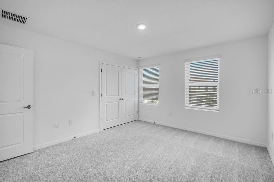 Spacious, unfurnished interior of a new home in The Townhomes at Skye Ranch, Sarasota (Image 30).