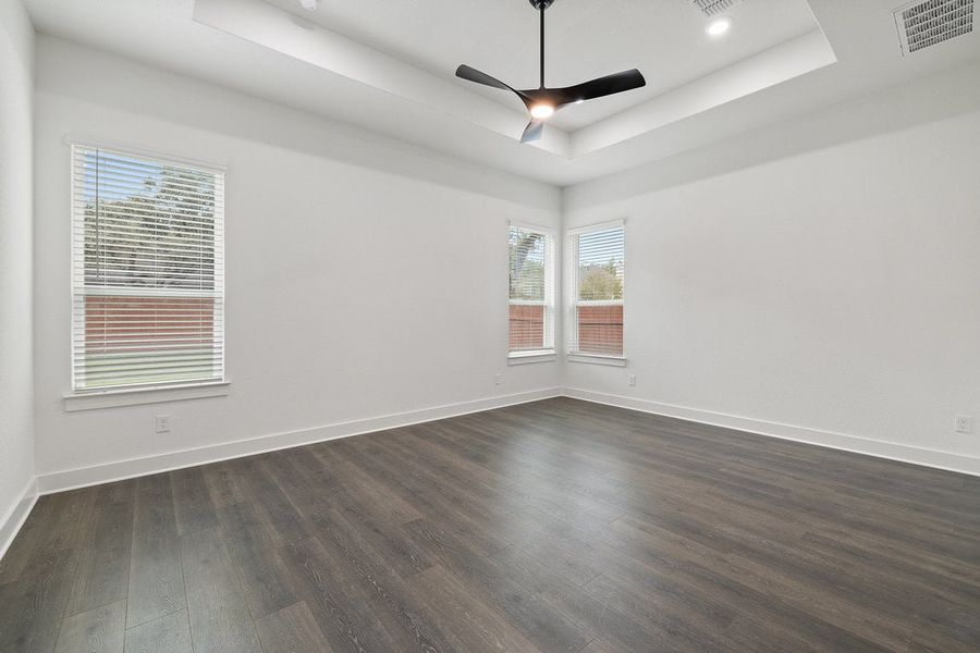 Spacious, unfurnished interior of a new home in Sauls Ranch, Round Rock (Image 20).