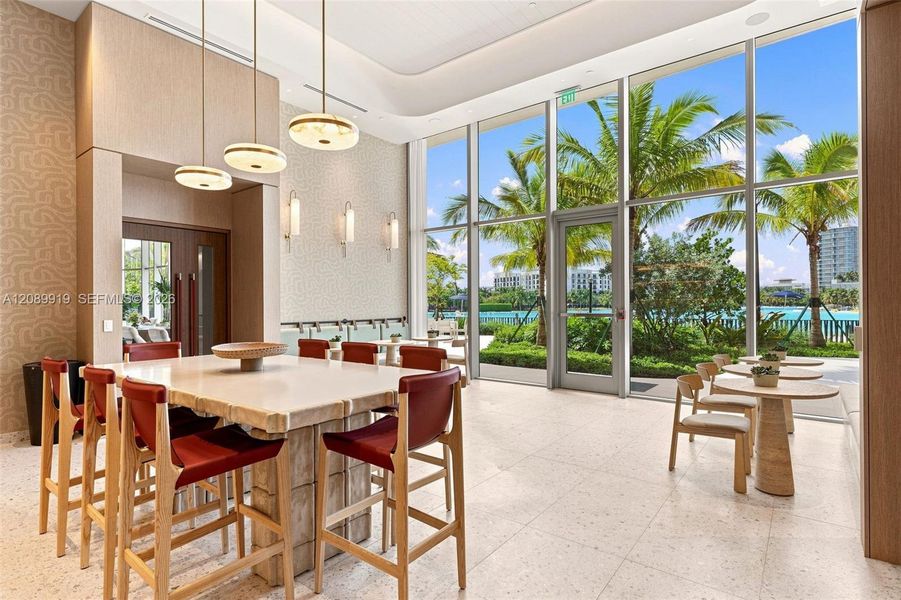 Community amenities in , North Miami (Image 52).