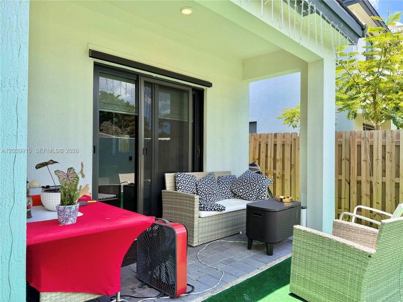 Exterior details and patio area of a home in , Dania Beach (Image 25).