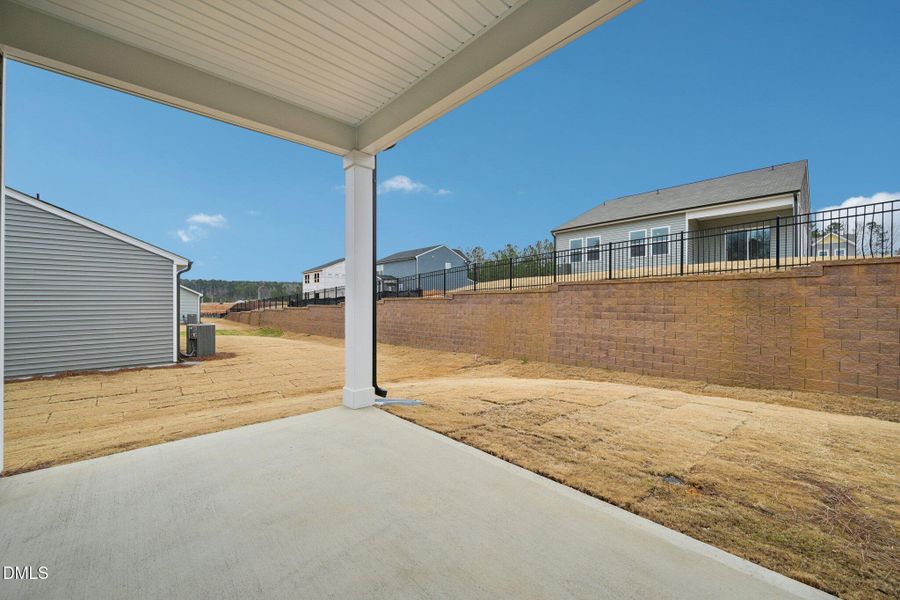 38-web-or-mls-Salers Loop-S0601-038 38-web-or-mls-Salers Loop-S0601-038