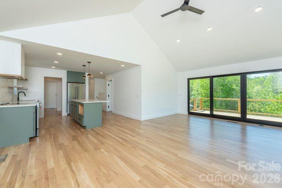 Spacious, unfurnished interior of a new home in , Asheville (Image 11).