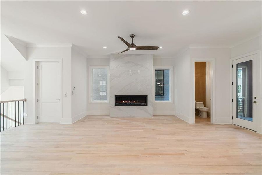 Spacious, unfurnished interior of a new home in , Alpharetta (Image 26).