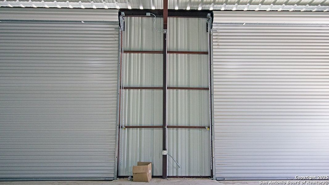 Image 28 of a home in .