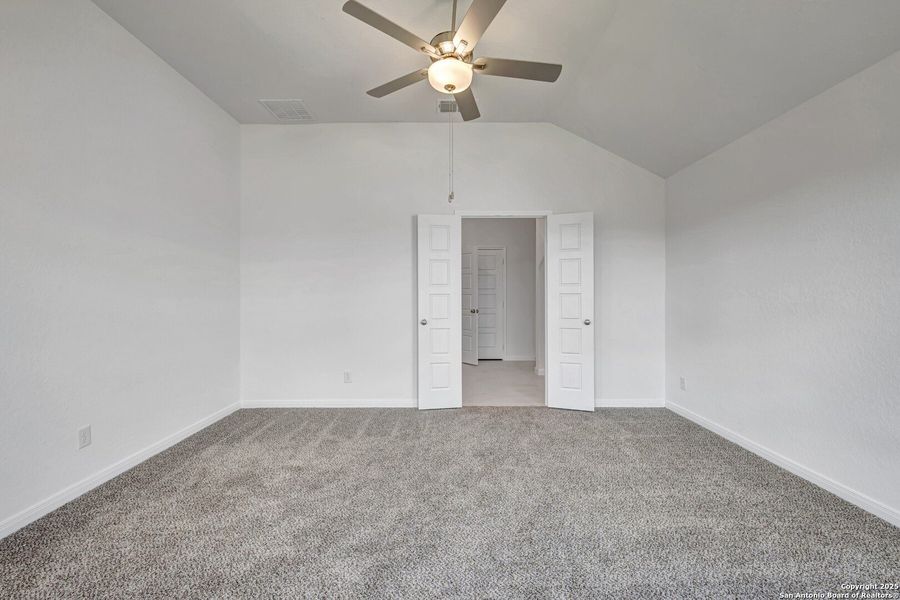 Spacious, unfurnished interior of a new home in Park Place, New Braunfels (Image 32). Spacious, unfurnished interior of a new home in Park Place, New Braunfels (Image 32).
