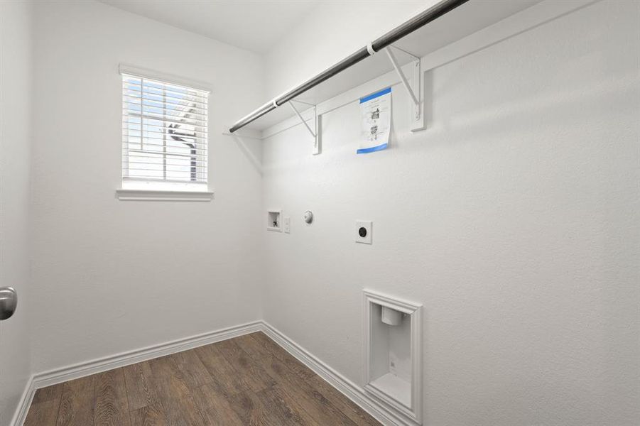 Spacious, unfurnished interior of a new home in Rocky Creek Crossing, Fort Worth (Image 15).