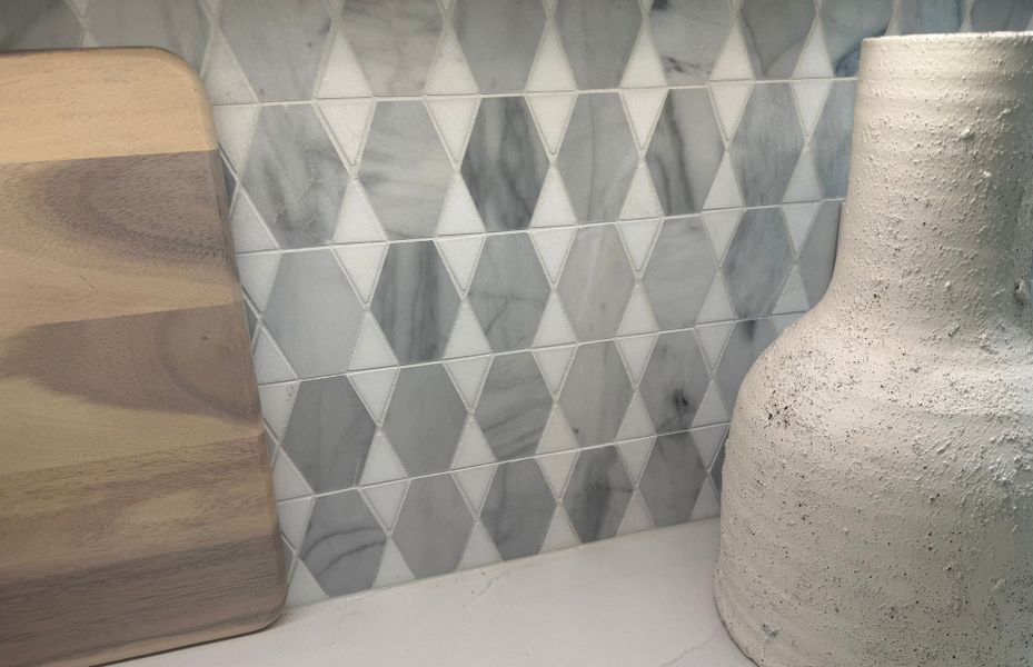 Representative interior finishes for a home built from the Renown by Del Webb in Del Webb at Trinity Falls, McKinney (Image 19).