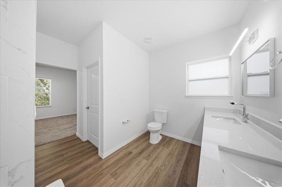 Spacious, unfurnished interior of a new home in , North Port (Image 34).