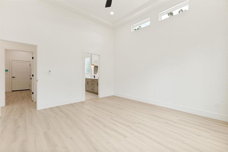 Spacious, unfurnished interior of a new home in , Dallas (Image 14). Spacious, unfurnished interior of a new home in , Dallas (Image 14).