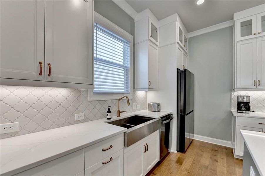 Furnished interior view inside a new home in , Duluth (Image 64).