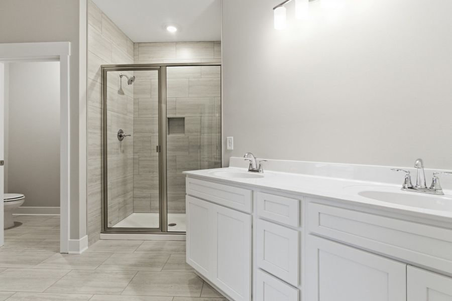 Furnished interior view inside a new home in Veterans Cove, Murfreesboro (Image 10).