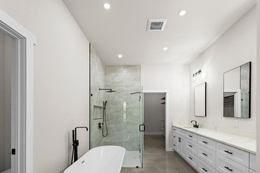 Furnished interior view inside a new home in , Loxahatchee (Image 11).