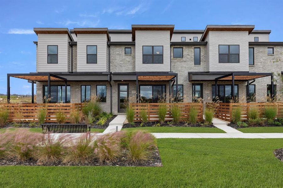 01. 2005 Aldrich - Front