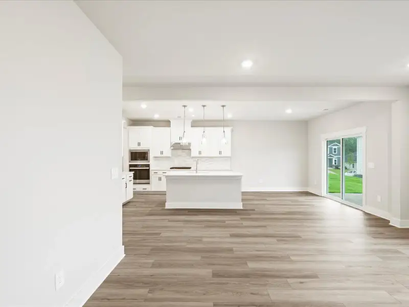 Spacious, unfurnished interior of a new home in Cedar Shoals - Signature Collection, Piedmont (Image 19).