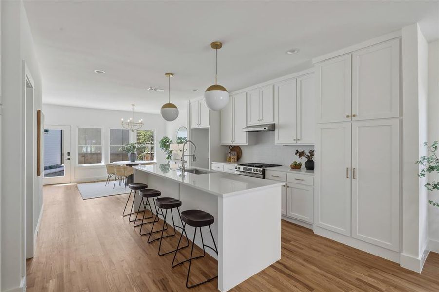 Furnished interior view inside a new home in , Dallas (Image 21). Furnished interior view inside a new home in , Dallas (Image 21).