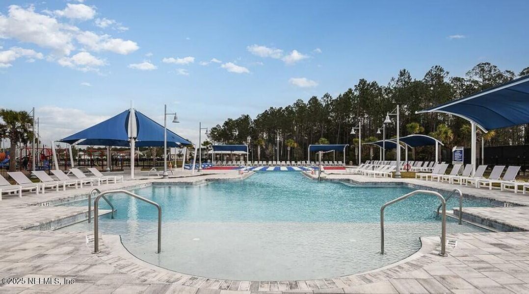 Community amenities in , St. Augustine (Image 7).