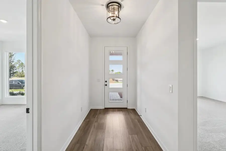 Spacious, unfurnished interior of a new home in Weslyn Park, St. Cloud (Image 8). Spacious, unfurnished interior of a new home in Weslyn Park, St. Cloud (Image 8).